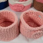 Ensemble de 2 paniers au crochet roses